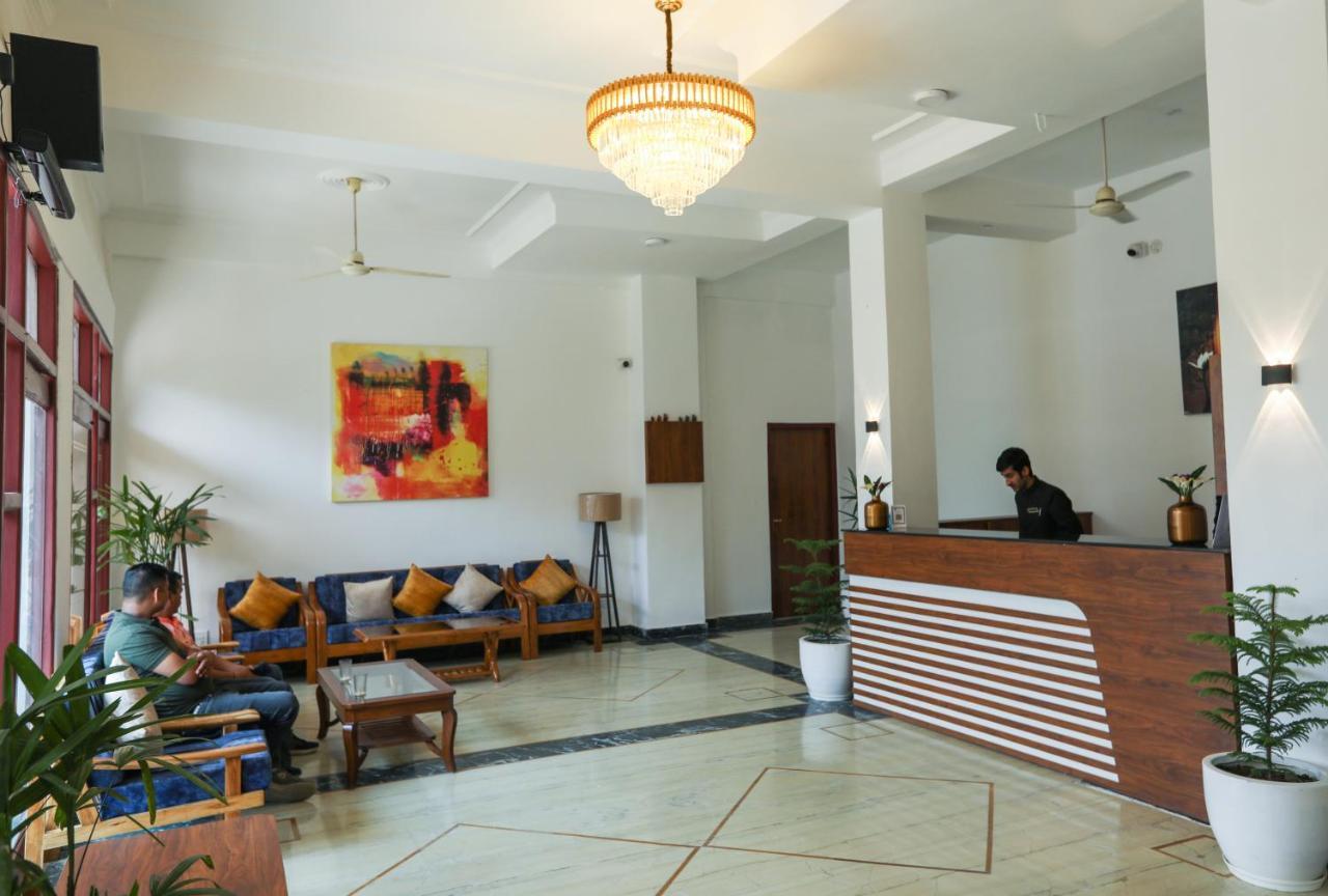 The Park View, Mandi Exterior foto