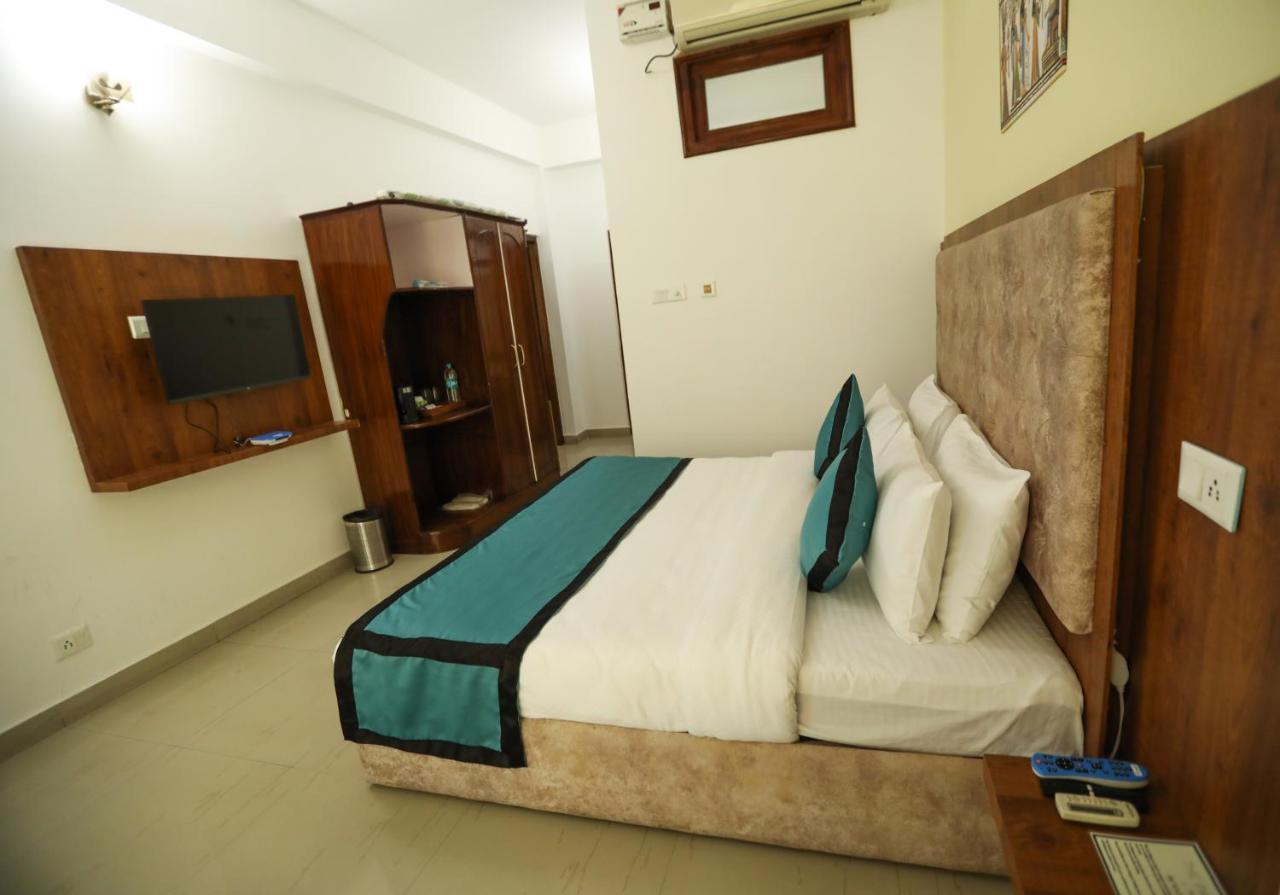 The Park View, Mandi Exterior foto