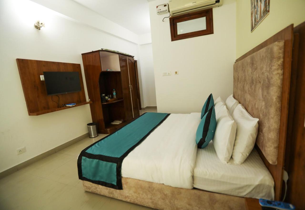 The Park View, Mandi Exterior foto