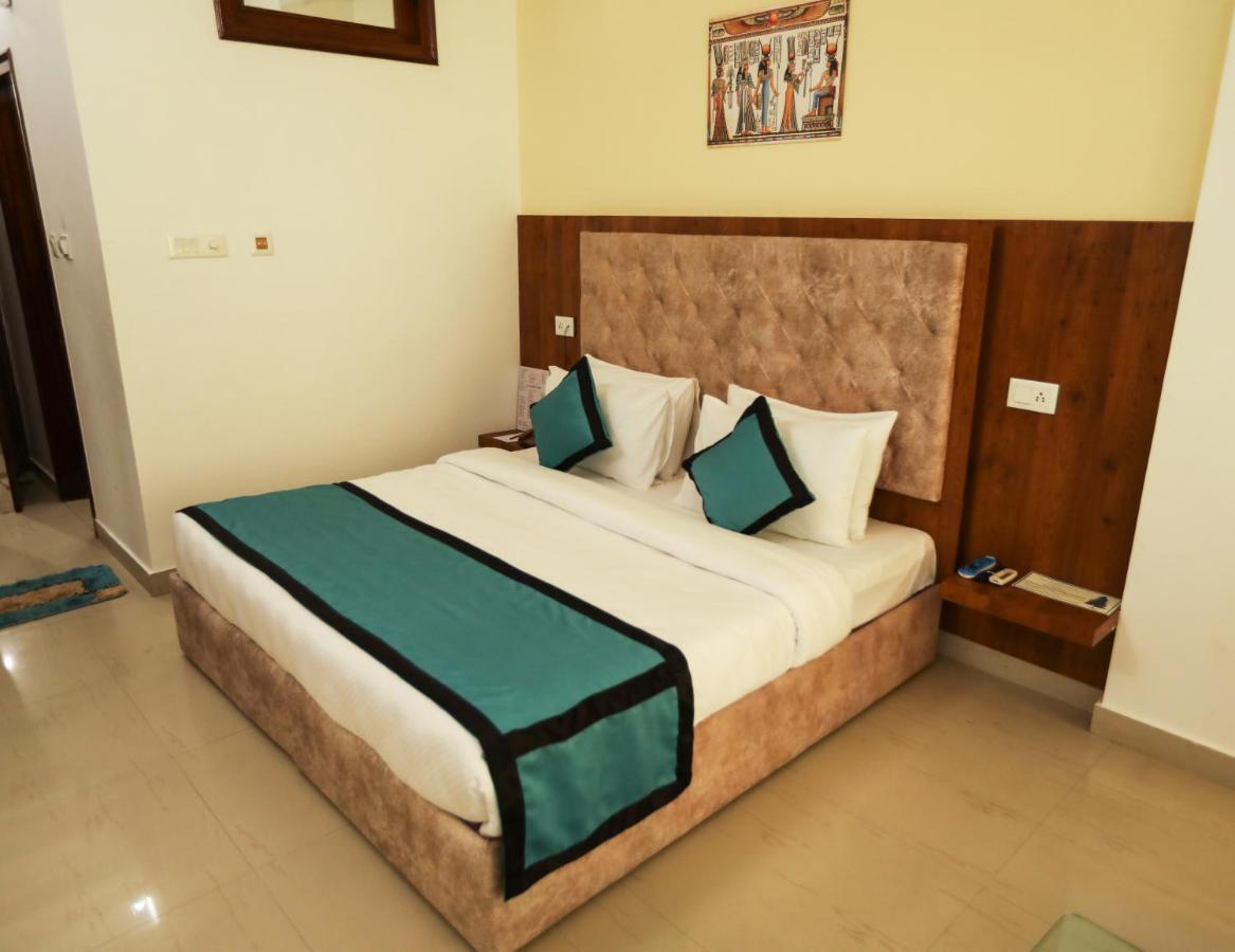 The Park View, Mandi Exterior foto